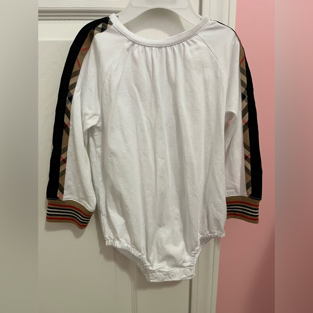 Girls Burberry 18 mos body suit worn once